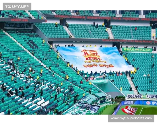 不莱梅球场周边除冰，呼吁球迷使用公共交通